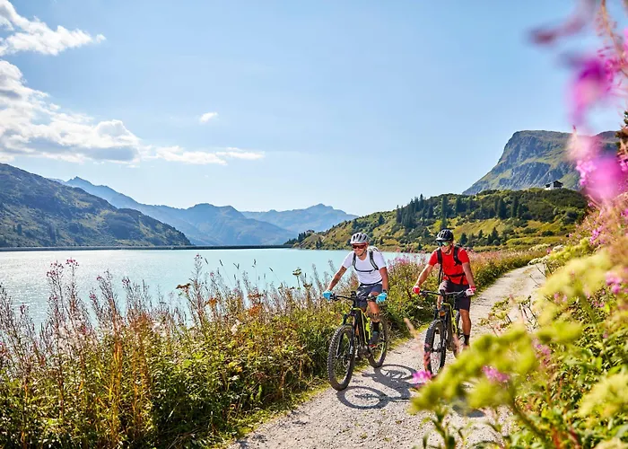 All-suite Paznaun Silvretta Premium Card Ende Juni Bis Anfang Oktober Inkludiert Апарт-отель