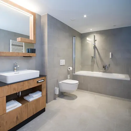 All-suite Paznaun Aparthotel 4*